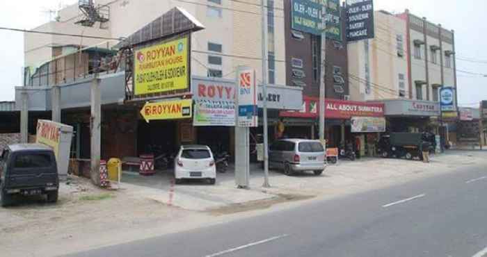 ภายนอกอาคาร Royyan Inn - Backpacker Hostel Kualanamu