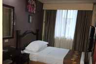 Bedroom Hotel Menteng 2