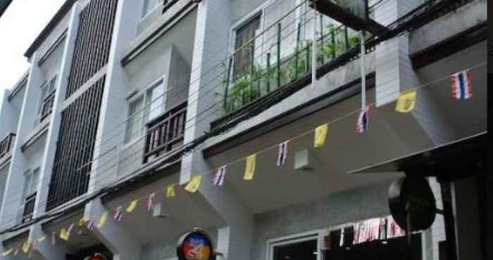 ภายนอกอาคาร Ban's Avenue Guest House