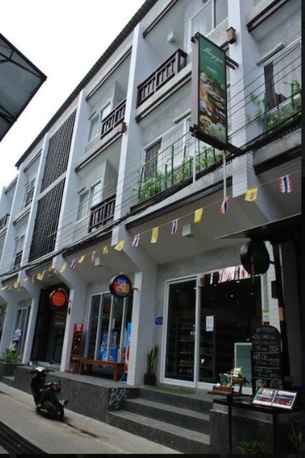 Ban's Avenue Guest House, THB 1,727.78