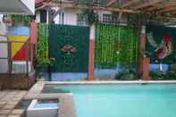 Swimming Pool Tagaytay White House