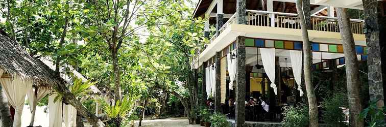 Lobby La Luz Beach Resort & Spa