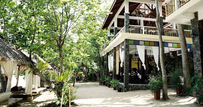 Lobby La Luz Beach Resort & Spa