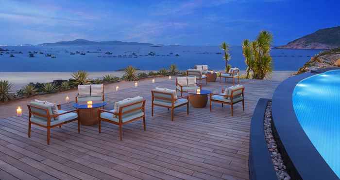 บาร์ คาเฟ่ และเลานจ์ AVANI Quy Nhon Resort and Spa