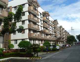 Exterior 2 Mayfield Condo Unit