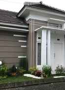 EXTERIOR_BUILDING Villa Mutiara Batu