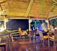 Restoran 5 Taatoh Seaview Resort 