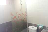 In-room Bathroom Trang Nhung Hotel Vung Tau