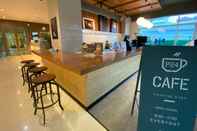 Bar, Cafe and Lounge The Royal Bee Aparthotel Don Mueang International Airport