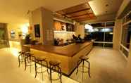 Bar, Kafe, dan Lounge 5 The Royal Bee Aparthotel Don Mueang International Airport