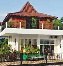 Bên ngoài 4 Malang Hill Gallery & Homestay