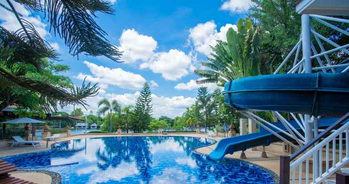 Swimming Pool Chawalun Resort