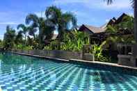 Swimming Pool Haadyao Bungalows