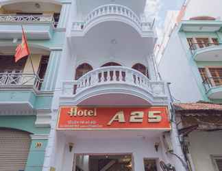 Bên ngoài 2 A25 Hotel - 12 Lien Tri