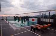 Swimming Pool 4 Flemington Hotel