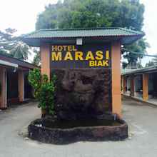 ภายนอกอาคาร 4 Hotel Marasi Biak