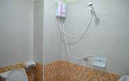 Toilet Kamar 6 Tulip Place