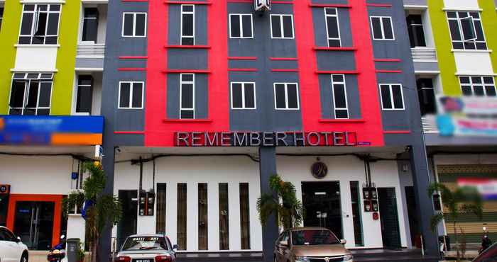 Luar Bangunan Remember Hotel Bukit Gambir