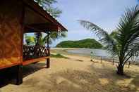 Nearby View and Attractions Island View Cabana