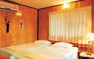 Bedroom 6 Salathai Beach Resort