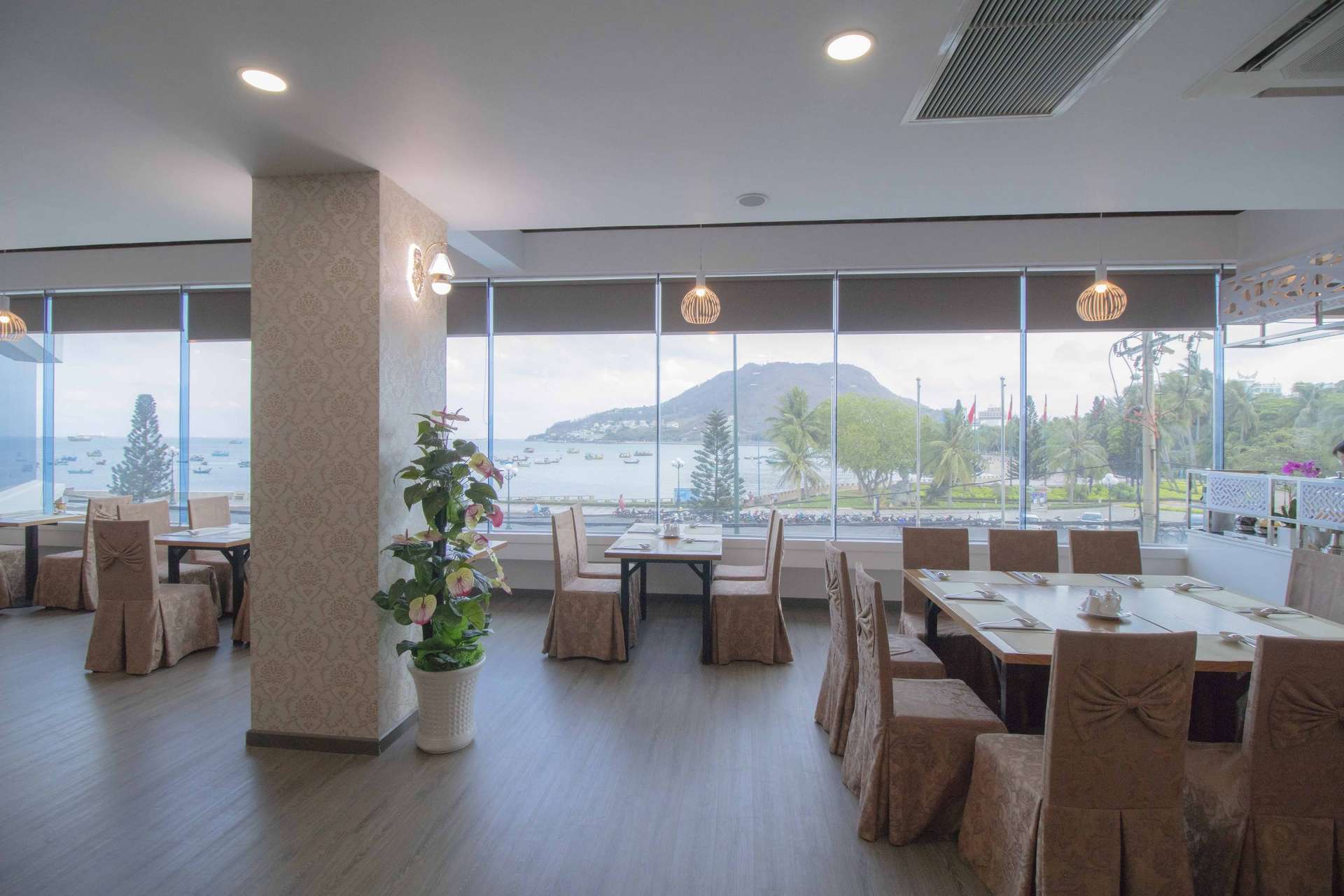 Vũng Tàu P&T Hotel - Khách sạn 3 sao Vũng Tàu gần biển