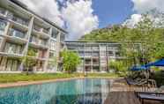 Kolam Renang 7 23 Degree Condo Khao Yai by FAVSTAY