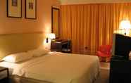 Kamar Tidur 6 Ritz Garden Hotel