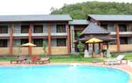 Hồ bơi 2 Khaoyai Nature Life & Tours Resort