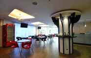 Bar, Kafe, dan Lounge 6 Jindagu Hotel  