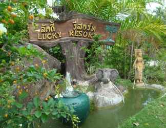 Lobi 2 Lucky Resort