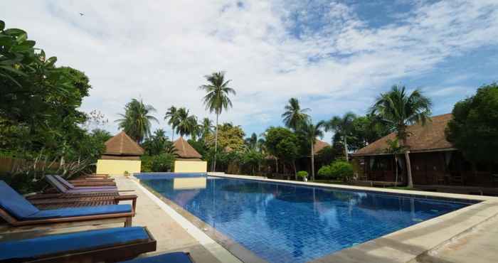 Kolam Renang Keeree Waree Seaside Villa