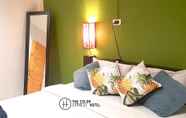 Kamar Tidur 2 The Color Express Hotel