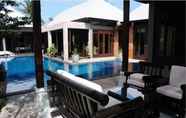 Swimming Pool 3 Yupa Villa 1