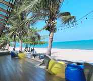 Bar, Kafe, dan Lounge 7 Supar Royal Beach Hotel