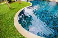 Swimming Pool Tamnak Beach Villa