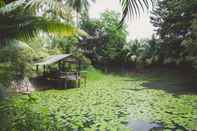 Ruang untuk Umum Coconut Garden Bungalow