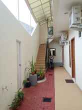 ภายนอกอาคาร 4 Comfortable Room near Kraton at Ngasem Homestay