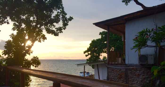 Bangunan Phi Phi Cozy Seafront Resort