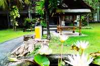 Luar Bangunan Nirwana Sea Side Cottages