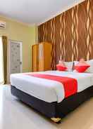 BEDROOM Super OYO 338 Guest House Omah Manahan Syariah