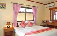 Kamar Tidur 5 Island View Bungalows