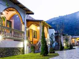 Stamp Hills Resort Suanphueng, THB 2,748.53