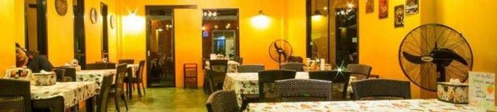 ร้านอาหาร 4 Stamp Hills Resort Suanphueng
