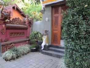 Exterior 4 Putri Homestay 