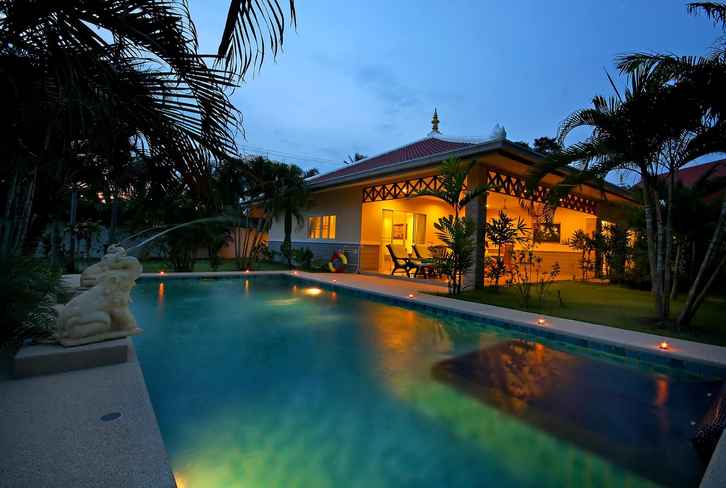 SWIMMING_POOL Thai Thani Pool Villa