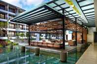 Bar, Cafe and Lounge Courtyard by Marriott Bali Seminyak Resort