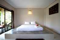Kamar Tidur Hutcha Resort