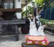 Lobi 4 Cozy Rabbit Hotel