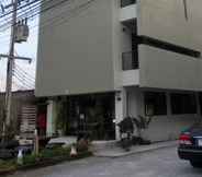 Bangunan 6 Cozy Rabbit Hotel