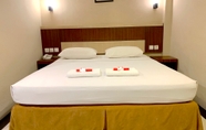 Kamar Tidur 7 Parma Paus Hotel